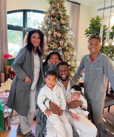 Hendrix Hart with his family.